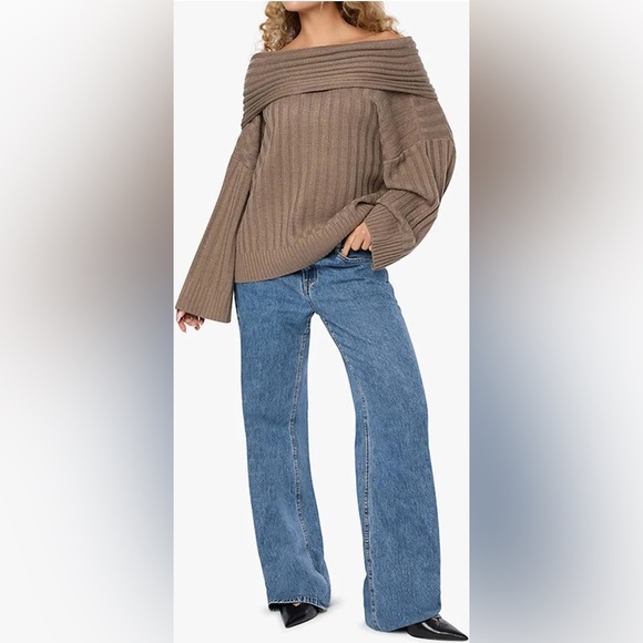 WeWoreWhat Sweaters - NWT- WeWoreWhat Sweater (XS)